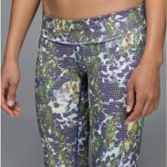 Lululemon Wunder Under Crop II *Full-On Luxtreme Floral Sport White Multi - Picture 10 of 13